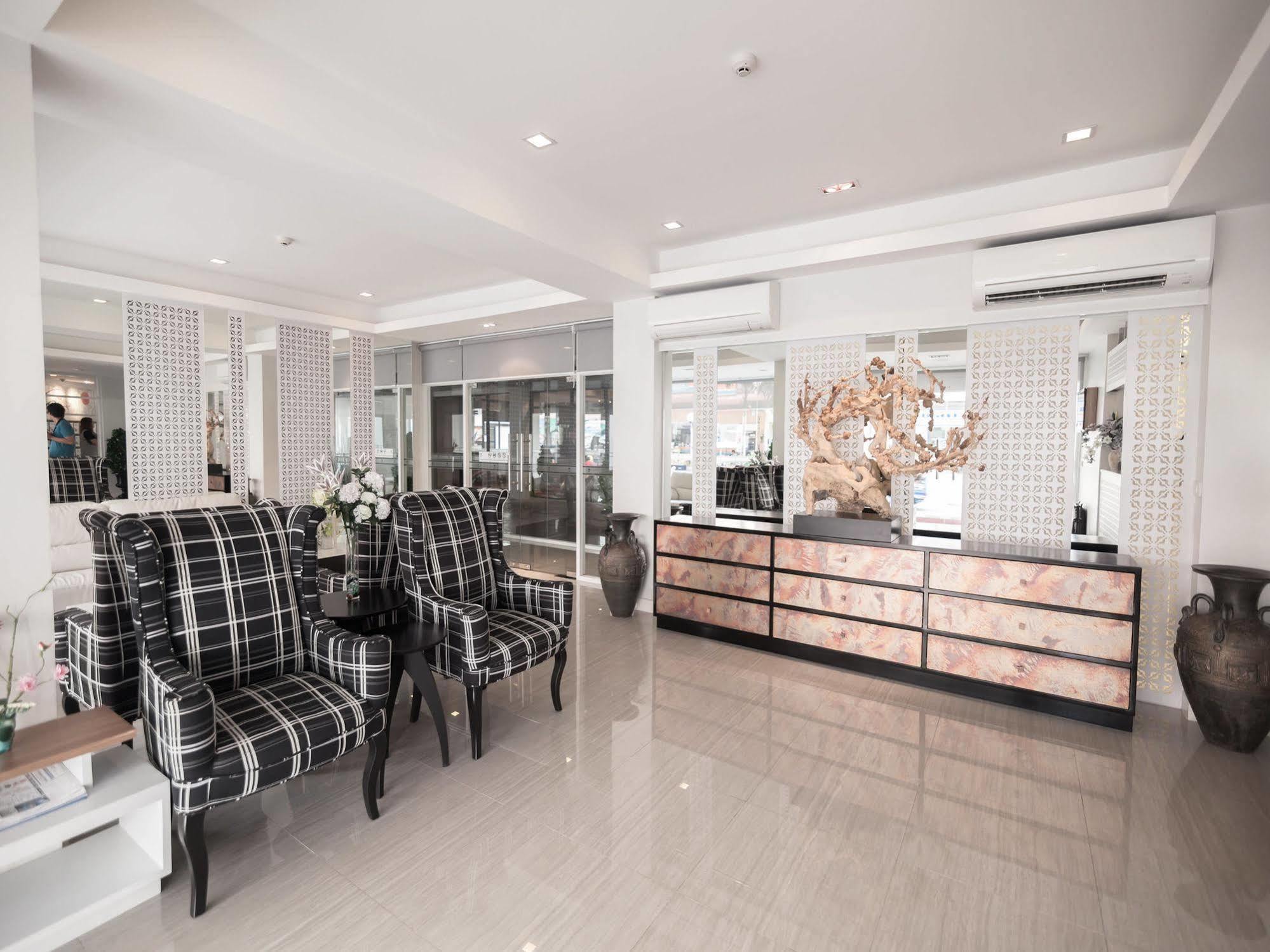 Racha Residence Сі-Рача Екстер'єр фото